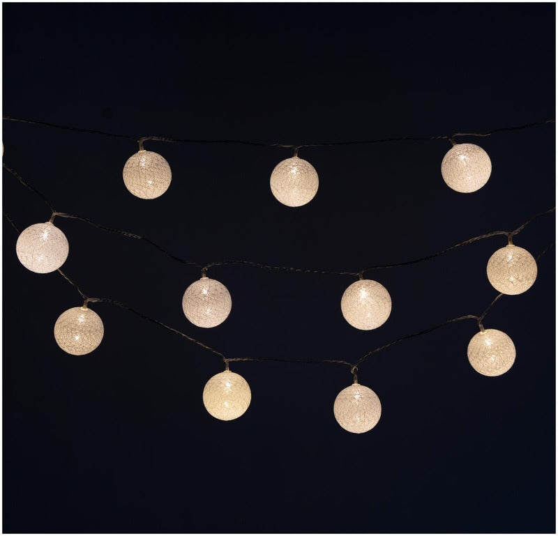 House Cotton ball 24 LED IP44户外灯串 白色