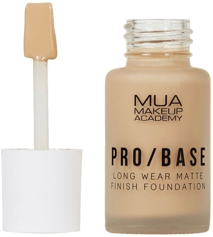 MUA Makeup Academy MUA专业长效哑光粉底液30毫升146号｜MUA Make Up Academy Pro Base Long Wear Matte Finish Foundation 30 ml 146 meikkivoide