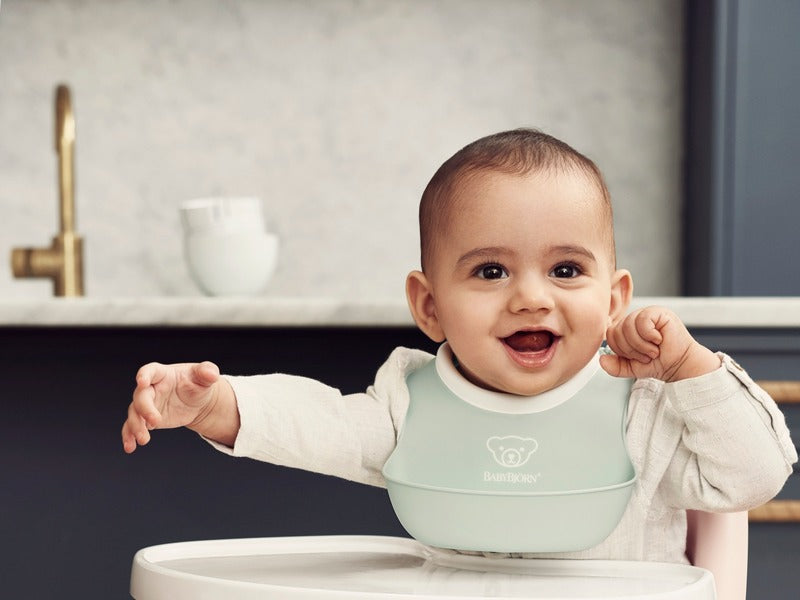 BabyBjörn 小围兜 2 kpl｜BabyBjörn pieni ruokalappu 2 kpl